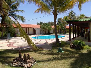 2004 Cuba, Chivirico, Hotel Los Galeones, DSC01335 B_B720